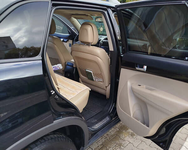 Киа Соренто 2012 в Черновцах на Automoto.ua Черный Киа Соренто, объемом двигателя 2.2 л и пробегом 203 тыс. км за 15500 $, фото 5 на Automoto.ua