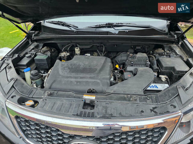 Черный Киа Соренто, объемом двигателя 2.2 л и пробегом 158 тыс. км за 13999 $, фото 10 на Automoto.ua