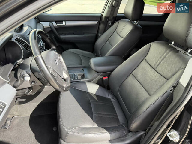 Черный Киа Соренто, объемом двигателя 2.2 л и пробегом 222 тыс. км за 18500 $, фото 18 на Automoto.ua
