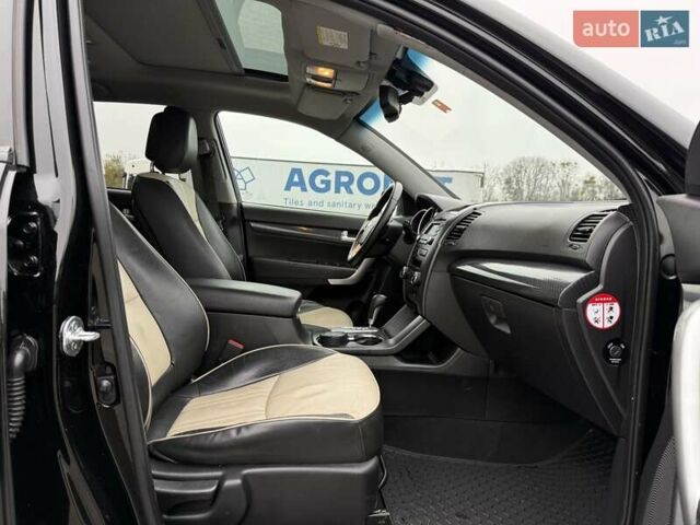 Чорний Кіа Соренто, об'ємом двигуна 2.2 л та пробігом 213 тис. км за 14499 $, фото 54 на Automoto.ua