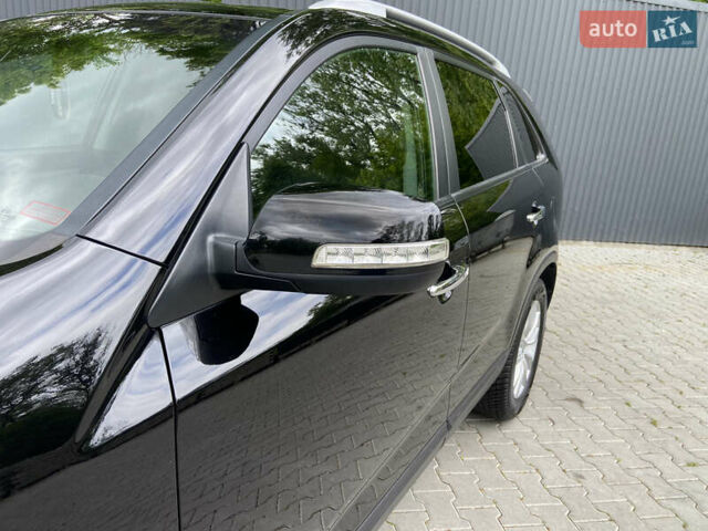 Чорний Кіа Соренто, об'ємом двигуна 2.2 л та пробігом 220 тис. км за 16450 $, фото 3 на Automoto.ua