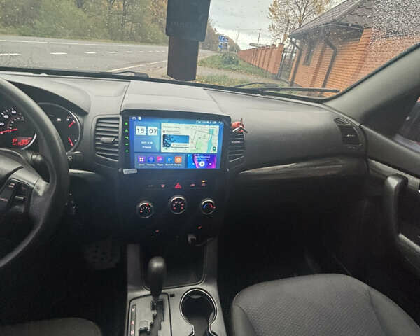 Киа Соренто 2012 в Красилове на Automoto.ua Черный Киа Соренто, объемом двигателя 2.36 л и пробегом 245 тыс. км за 10240 $, фото 8 на Automoto.ua