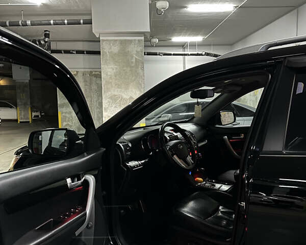 Чорний Кіа Соренто, об'ємом двигуна 2.2 л та пробігом 144 тис. км за 16500 $, фото 3 на Automoto.ua