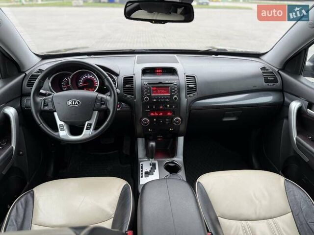 Чорний Кіа Соренто, об'ємом двигуна 2.2 л та пробігом 213 тис. км за 14499 $, фото 40 на Automoto.ua