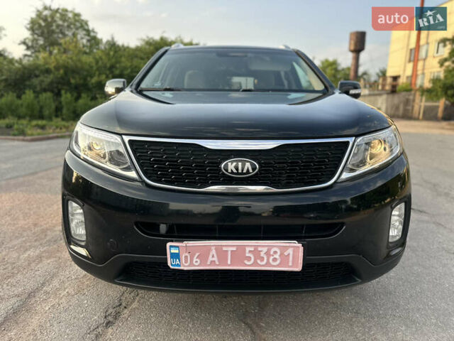 Черный Киа Соренто, объемом двигателя 2.2 л и пробегом 240 тыс. км за 13500 $, фото 12 на Automoto.ua