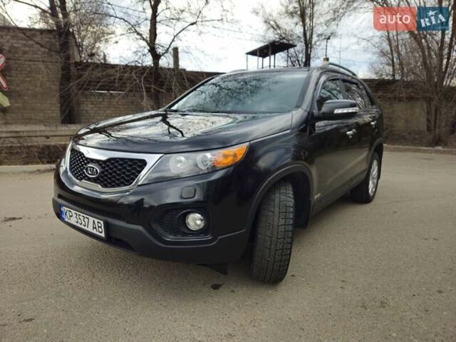 Черный Киа Соренто, объемом двигателя 2.4 л и пробегом 225 тыс. км за 13000 $, фото 2 на Automoto.ua