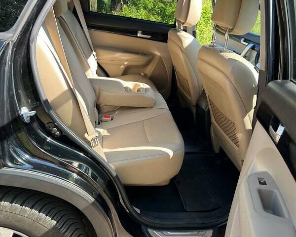 Черный Киа Соренто, объемом двигателя 2.2 л и пробегом 223 тыс. км за 15100 $, фото 43 на Automoto.ua
