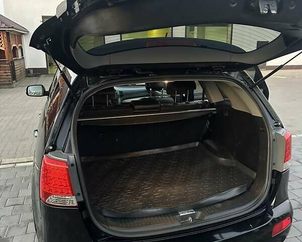 Черный Киа Соренто, объемом двигателя 2.2 л и пробегом 273 тыс. км за 15500 $, фото 32 на Automoto.ua