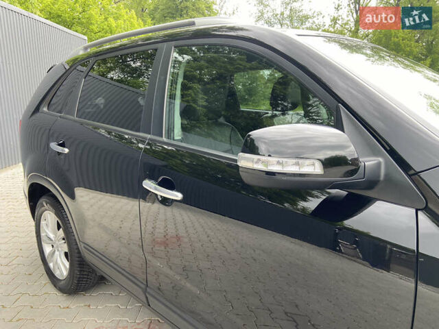 Чорний Кіа Соренто, об'ємом двигуна 2.2 л та пробігом 220 тис. км за 16450 $, фото 6 на Automoto.ua