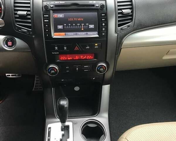 Черный Киа Соренто, объемом двигателя 2.2 л и пробегом 169 тыс. км за 15900 $, фото 26 на Automoto.ua