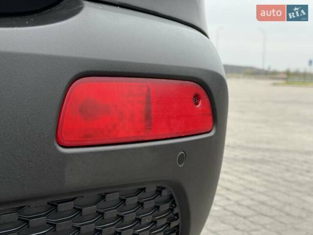 Чорний Кіа Соренто, об'ємом двигуна 2.2 л та пробігом 213 тис. км за 14499 $, фото 73 на Automoto.ua
