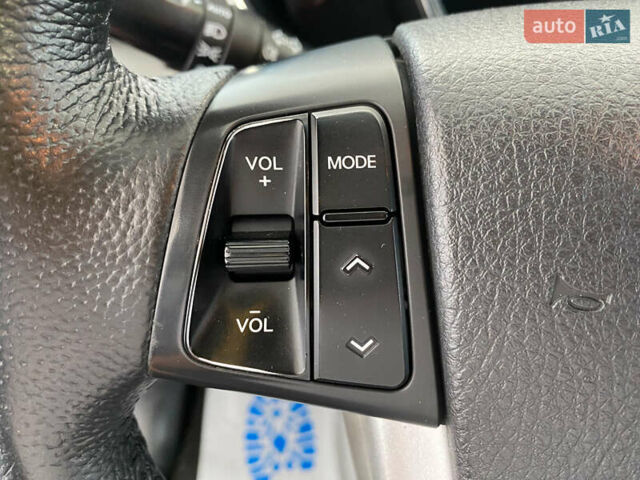 Черный Киа Соренто, объемом двигателя 2.2 л и пробегом 153 тыс. км за 15950 $, фото 13 на Automoto.ua