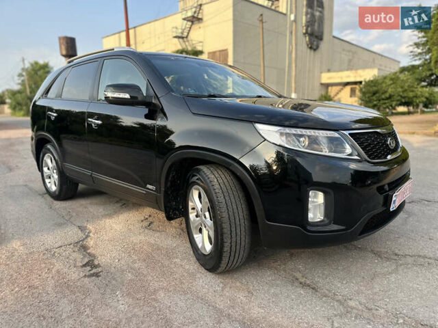Черный Киа Соренто, объемом двигателя 2.2 л и пробегом 240 тыс. км за 13500 $, фото 17 на Automoto.ua