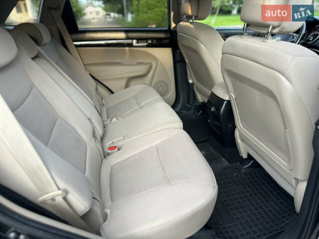 Черный Киа Соренто, объемом двигателя 2.2 л и пробегом 240 тыс. км за 13500 $, фото 45 на Automoto.ua