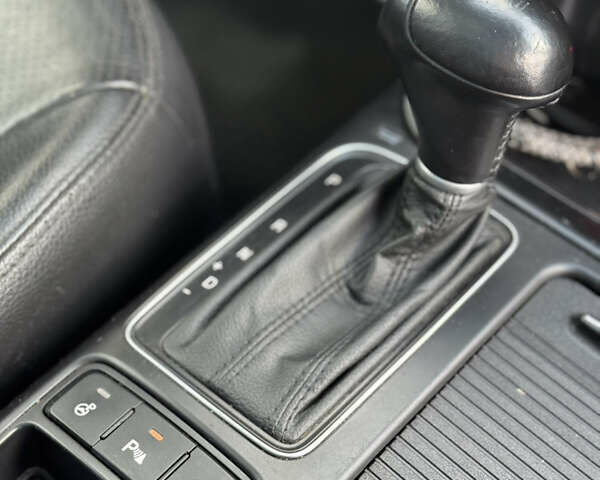 Киа Соренто 2012 в Новояворовск на Automoto.ua Черный Киа Соренто, объемом двигателя 2.2 л и пробегом 233 тыс. км за 16500 $, фото 40 на Automoto.ua