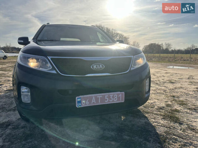 Чорний Кіа Соренто, об'ємом двигуна 2.2 л та пробігом 240 тис. км за 12950 $, фото 16 на Automoto.ua