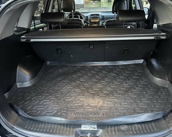 Черный Киа Соренто, объемом двигателя 2.2 л и пробегом 273 тыс. км за 15500 $, фото 31 на Automoto.ua