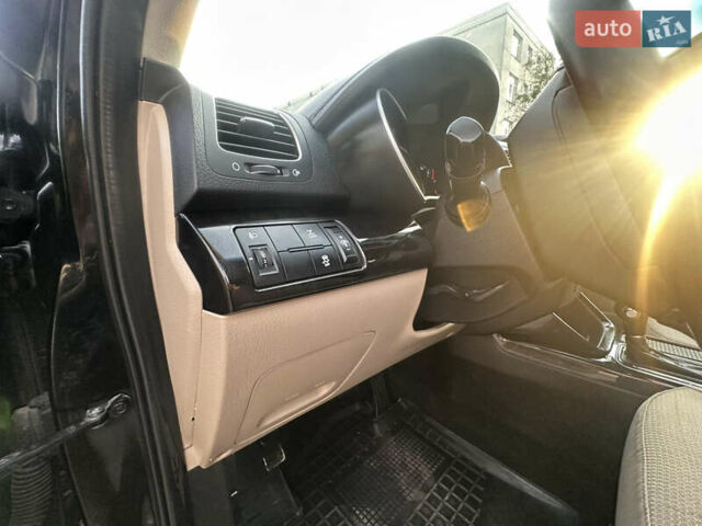 Черный Киа Соренто, объемом двигателя 2.2 л и пробегом 240 тыс. км за 13500 $, фото 65 на Automoto.ua