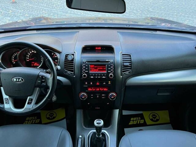 Черный Киа Соренто, объемом двигателя 2.4 л и пробегом 93 тыс. км за 12300 $, фото 11 на Automoto.ua