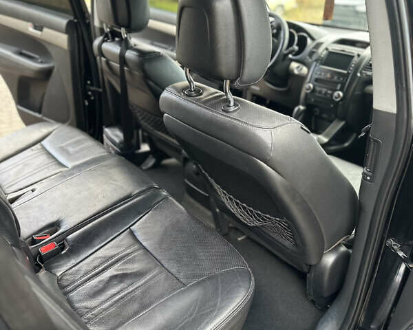 Черный Киа Соренто, объемом двигателя 2.2 л и пробегом 195 тыс. км за 14700 $, фото 5 на Automoto.ua