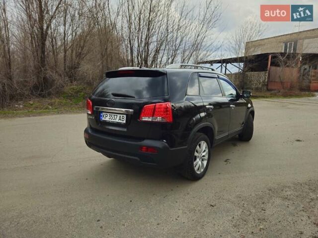 Черный Киа Соренто, объемом двигателя 2.4 л и пробегом 225 тыс. км за 13000 $, фото 4 на Automoto.ua