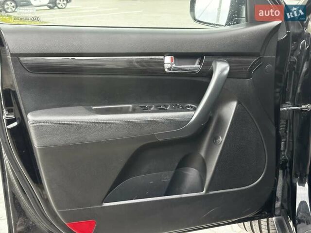 Киа Соренто 2012 в Львове на Automoto.ua Черный Киа Соренто, объемом двигателя 2.4 л и пробегом 270 тыс. км за 9599 $, фото 14 на Automoto.ua