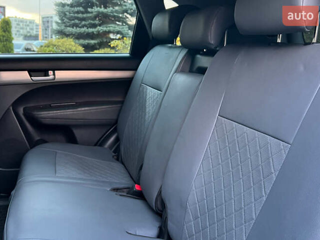 Черный Киа Соренто, объемом двигателя 2.36 л и пробегом 93 тыс. км за 12300 $, фото 20 на Automoto.ua