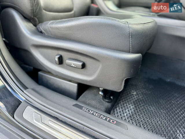 Киа Соренто 2012 в Новояворовск на Automoto.ua Черный Киа Соренто, объемом двигателя 2.2 л и пробегом 233 тыс. км за 16500 $, фото 34 на Automoto.ua