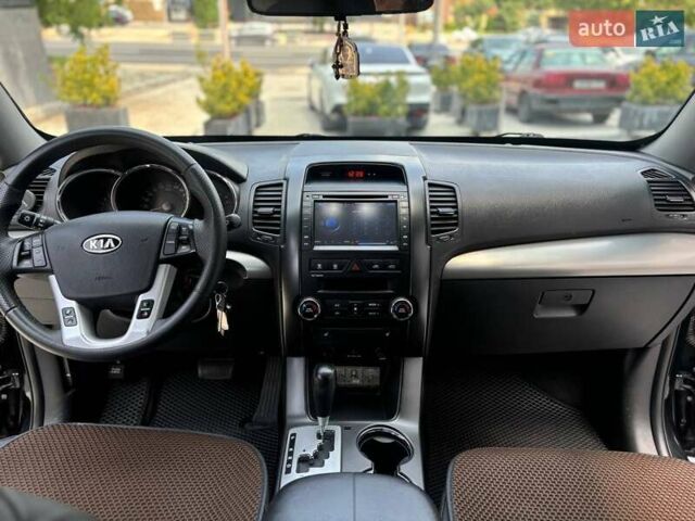 Черный Киа Соренто, объемом двигателя 2.36 л и пробегом 180 тыс. км за 13200 $, фото 4 на Automoto.ua