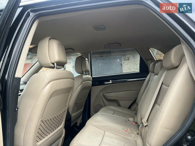 Черный Киа Соренто, объемом двигателя 2.2 л и пробегом 203 тыс. км за 15500 $, фото 25 на Automoto.ua