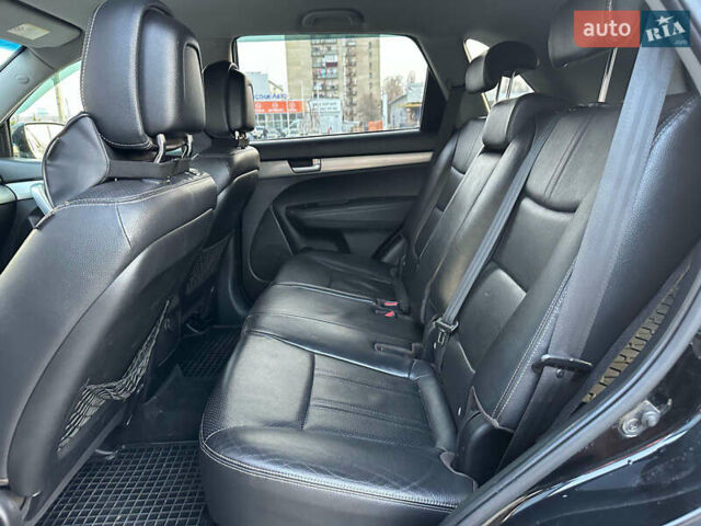 Черный Киа Соренто, объемом двигателя 2.2 л и пробегом 236 тыс. км за 12099 $, фото 50 на Automoto.ua