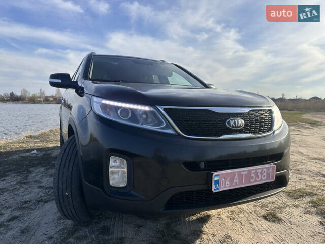 Чорний Кіа Соренто, об'ємом двигуна 2.2 л та пробігом 240 тис. км за 12950 $, фото 2 на Automoto.ua