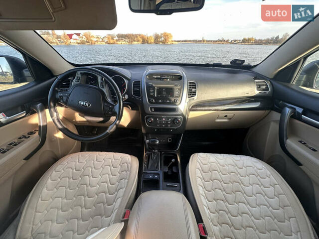 Чорний Кіа Соренто, об'ємом двигуна 2.2 л та пробігом 240 тис. км за 12950 $, фото 54 на Automoto.ua