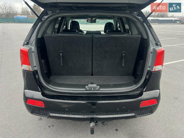 Черный Киа Соренто, объемом двигателя 2.2 л и пробегом 199 тыс. км за 15500 $, фото 13 на Automoto.ua