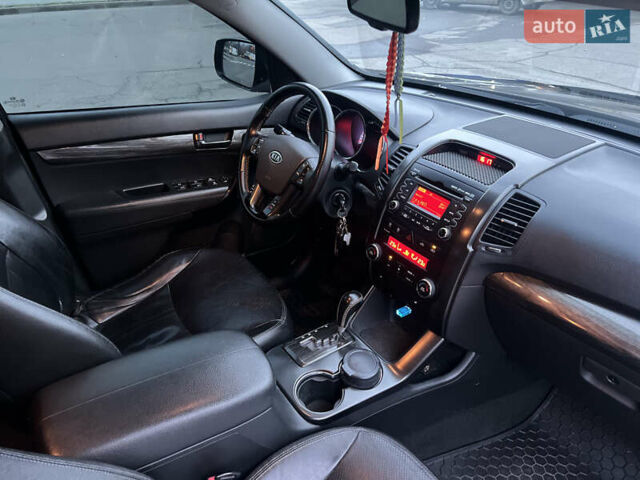 Чорний Кіа Соренто, об'ємом двигуна 2.2 л та пробігом 179 тис. км за 14699 $, фото 21 на Automoto.ua