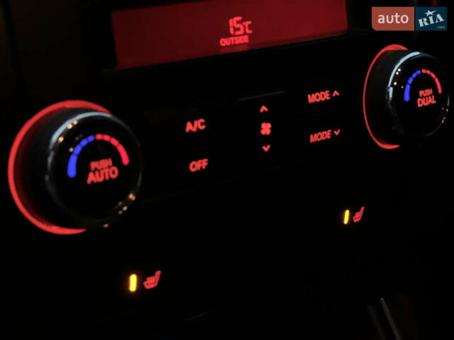 Чорний Кіа Соренто, об'ємом двигуна 2.2 л та пробігом 179 тис. км за 14699 $, фото 19 на Automoto.ua