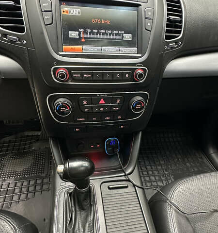 Черный Киа Соренто, объемом двигателя 2.2 л и пробегом 255 тыс. км за 13700 $, фото 42 на Automoto.ua