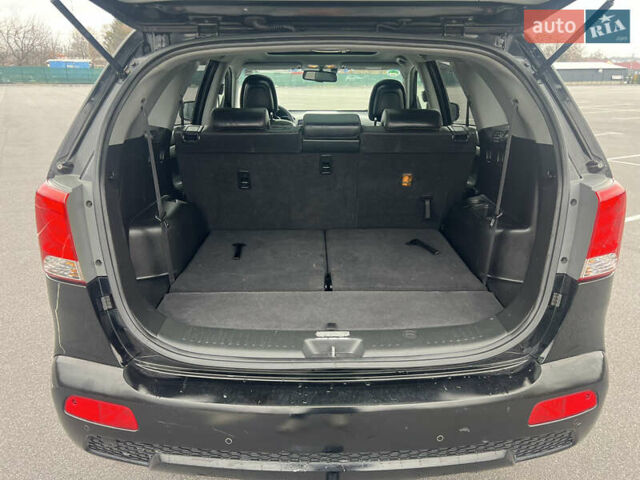 Черный Киа Соренто, объемом двигателя 2.2 л и пробегом 199 тыс. км за 15500 $, фото 14 на Automoto.ua