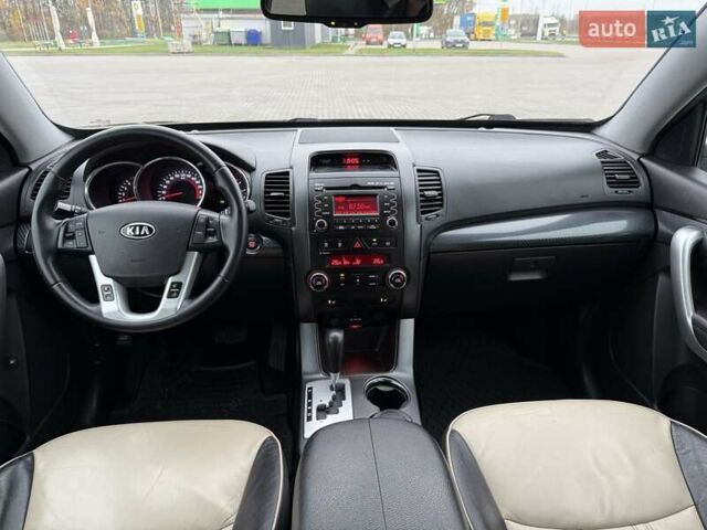 Чорний Кіа Соренто, об'ємом двигуна 2.2 л та пробігом 213 тис. км за 14499 $, фото 43 на Automoto.ua