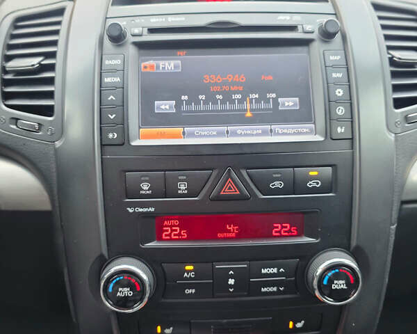 Черный Киа Соренто, объемом двигателя 2.2 л и пробегом 158 тыс. км за 13999 $, фото 20 на Automoto.ua