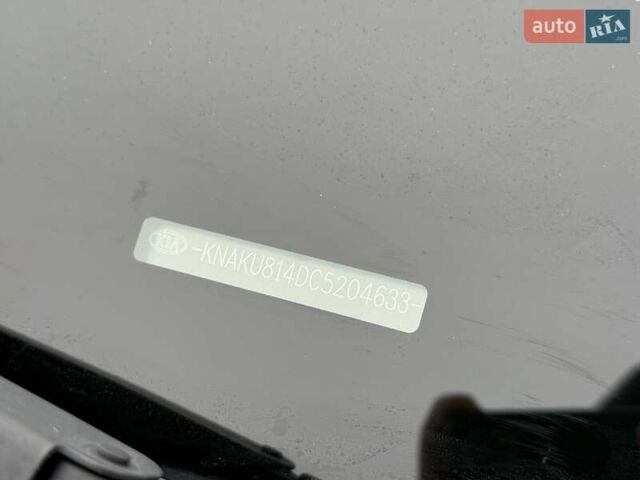 Чорний Кіа Соренто, об'ємом двигуна 2.2 л та пробігом 213 тис. км за 14499 $, фото 68 на Automoto.ua