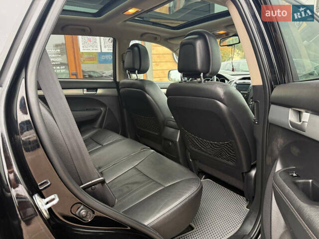 Чорний Кіа Соренто, об'ємом двигуна 2.2 л та пробігом 251 тис. км за 13900 $, фото 11 на Automoto.ua