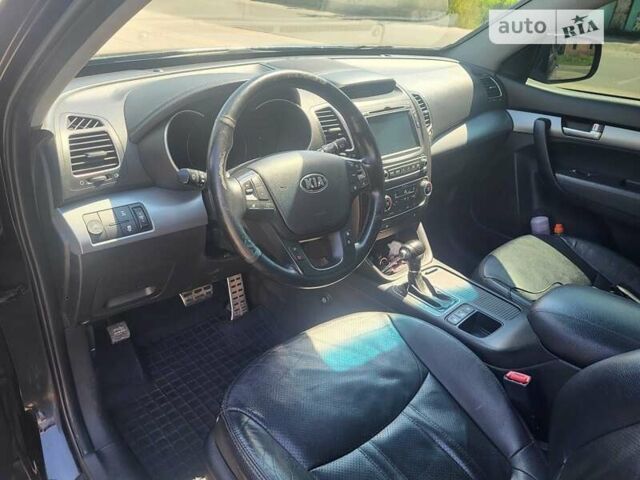 Киа Соренто 2013 в Калиновке на Automoto.ua Черный Киа Соренто, объемом двигателя 2.4 л и пробегом 256 тыс. км за 13999 $, фото 4 на Automoto.ua
