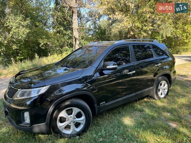 Чорний Кіа Соренто, об'ємом двигуна 2.2 л та пробігом 214 тис. км за 15600 $, фото 3 на Automoto.ua