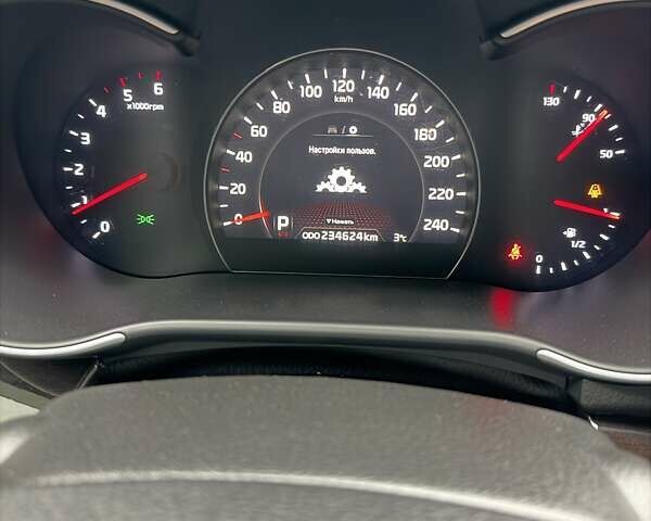 Черный Киа Соренто, объемом двигателя 2.2 л и пробегом 234 тыс. км за 17800 $, фото 24 на Automoto.ua