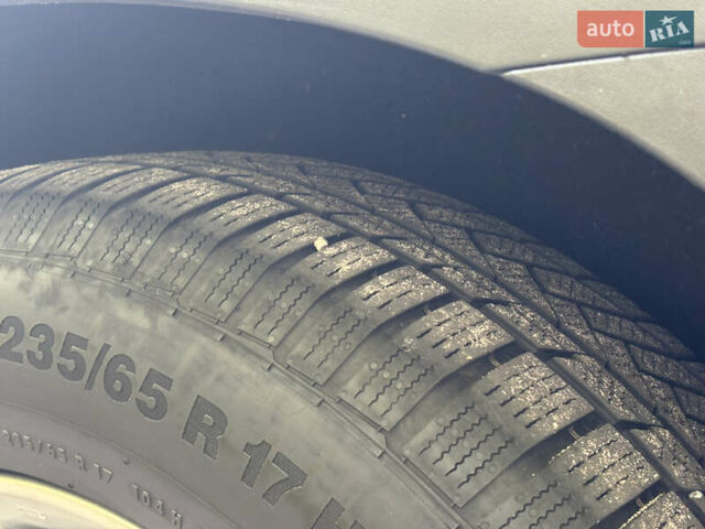 Черный Киа Соренто, объемом двигателя 2.36 л и пробегом 270 тыс. км за 13000 $, фото 31 на Automoto.ua