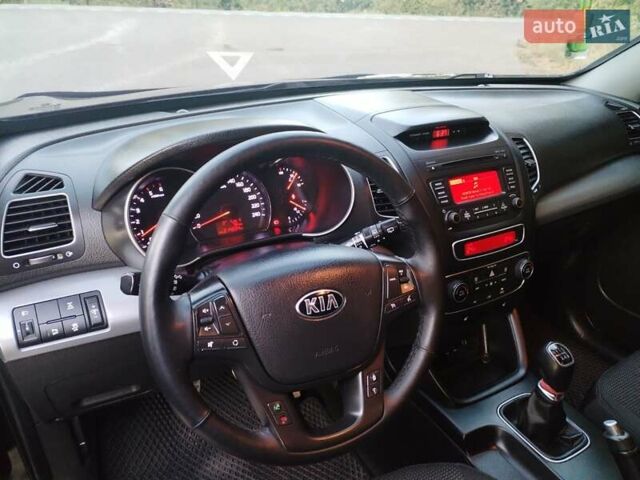 Черный Киа Соренто, объемом двигателя 2.2 л и пробегом 220 тыс. км за 14500 $, фото 23 на Automoto.ua