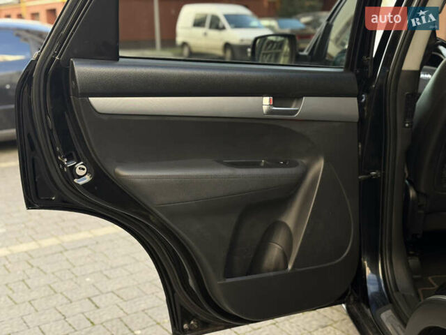 Черный Киа Соренто, объемом двигателя 2.2 л и пробегом 208 тыс. км за 16850 $, фото 32 на Automoto.ua