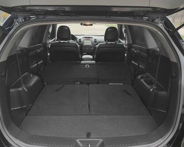 Чорний Кіа Соренто, об'ємом двигуна 2.2 л та пробігом 227 тис. км за 16800 $, фото 31 на Automoto.ua