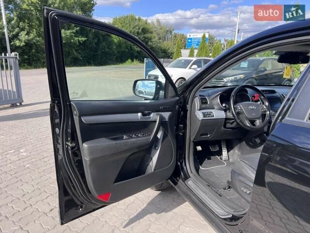 Черный Киа Соренто, объемом двигателя 2.2 л и пробегом 290 тыс. км за 15490 $, фото 12 на Automoto.ua